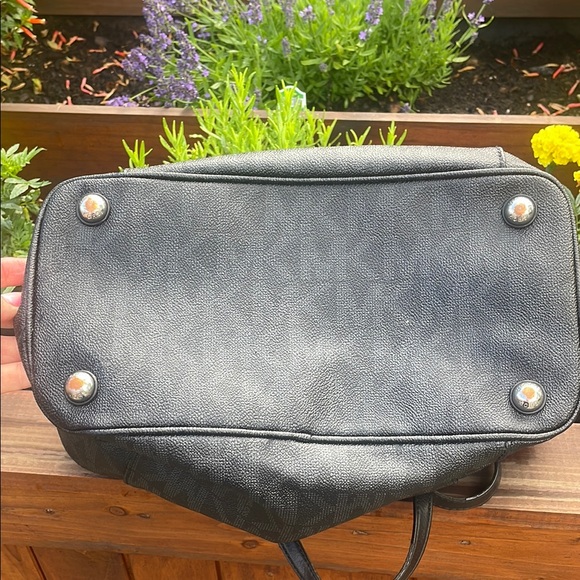 Michael Kors Black Leather Tote with Structured Design - Picture 12 of 14